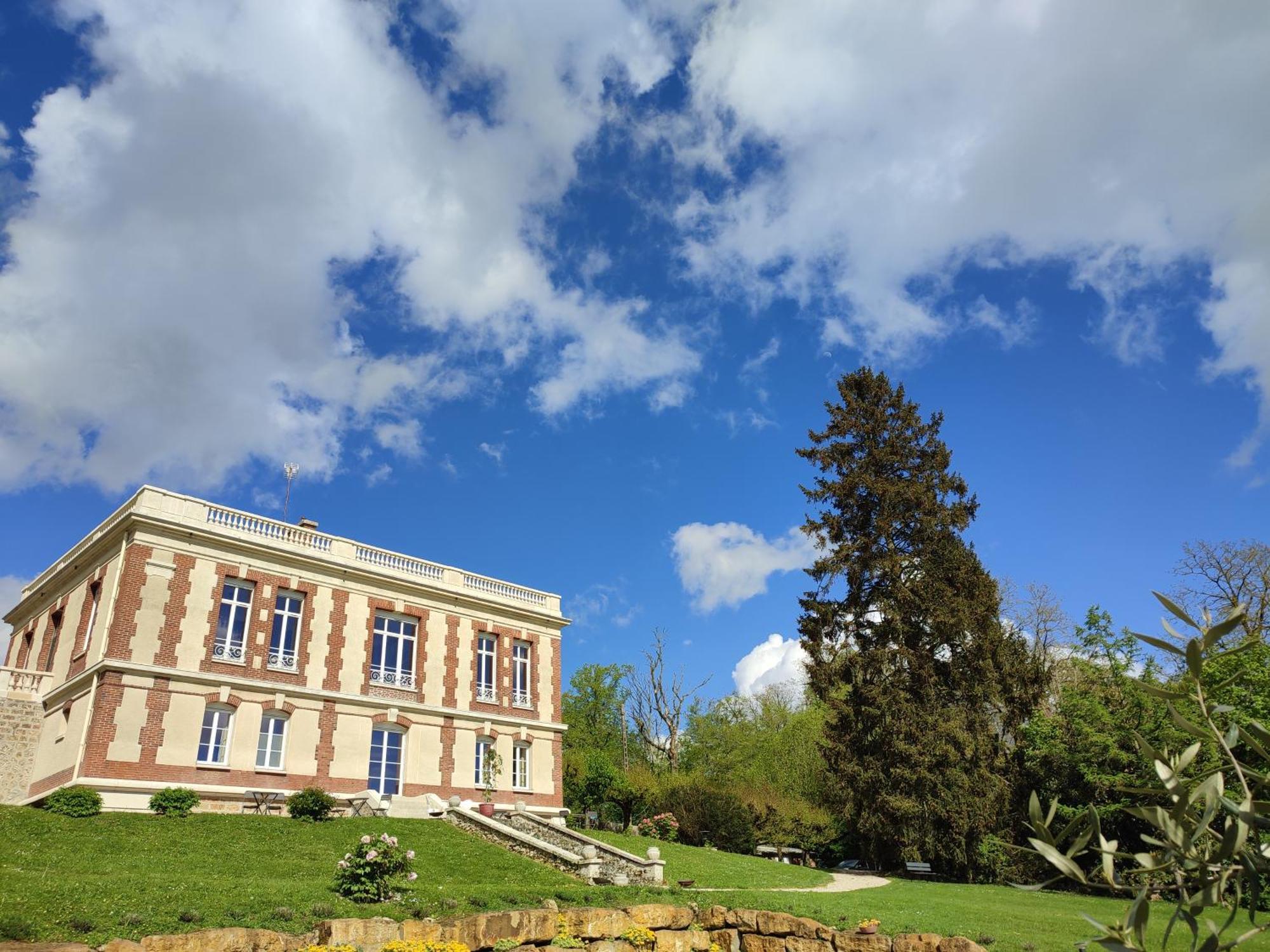 Bed and Breakfast Demeure De La Garenne Montmirail  Экстерьер фото